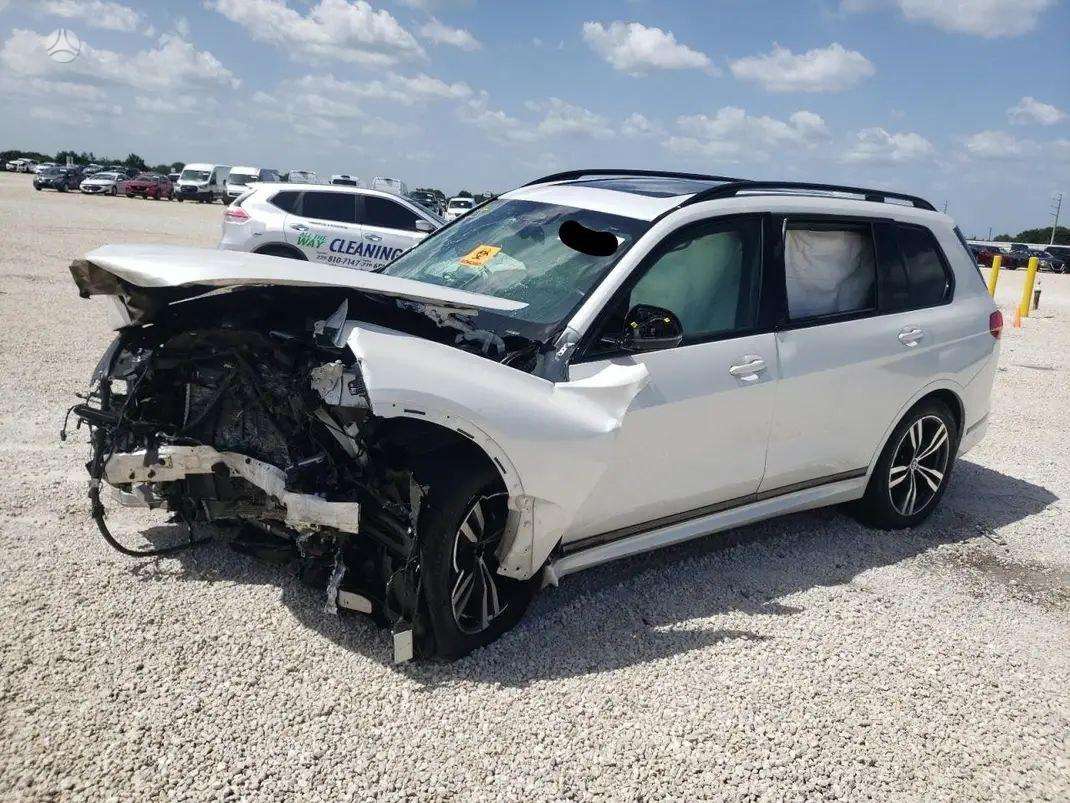 BMW X7 body parts