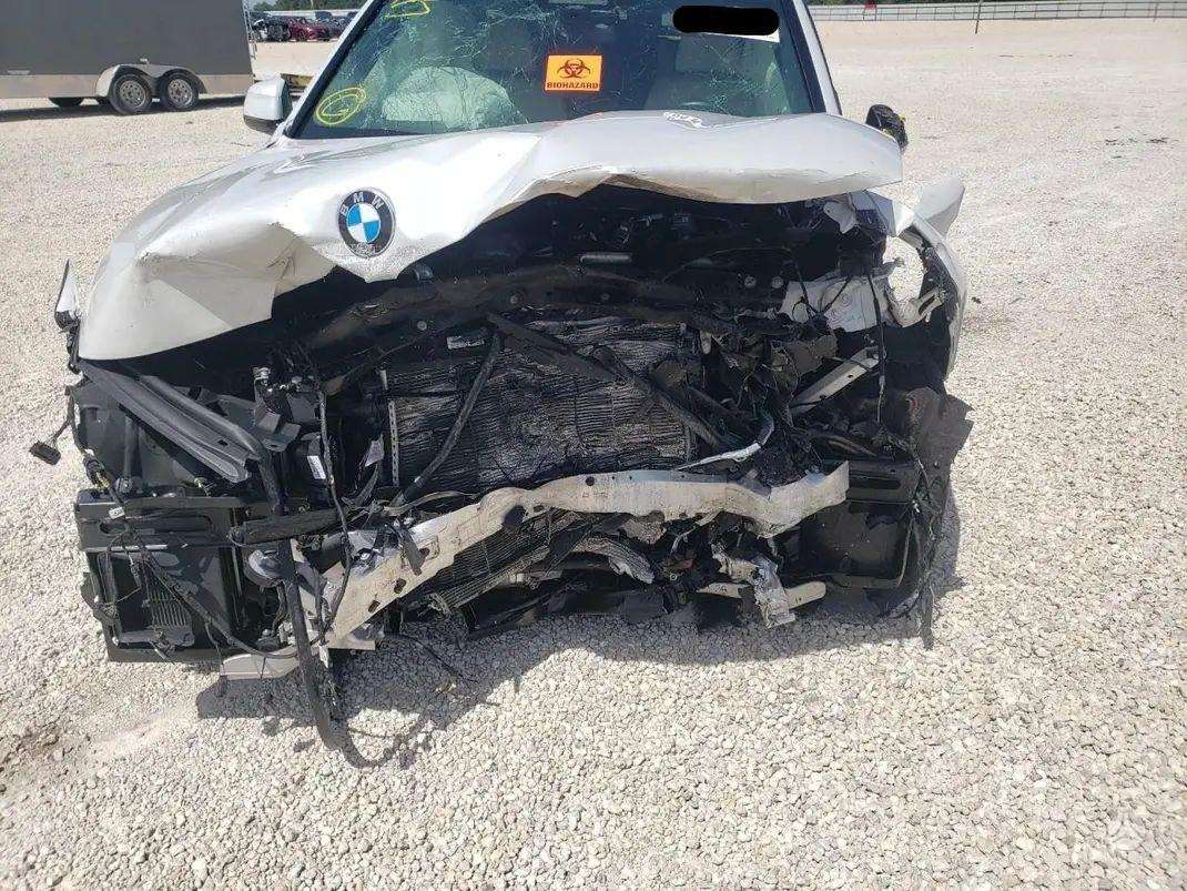 BMW X7 body parts