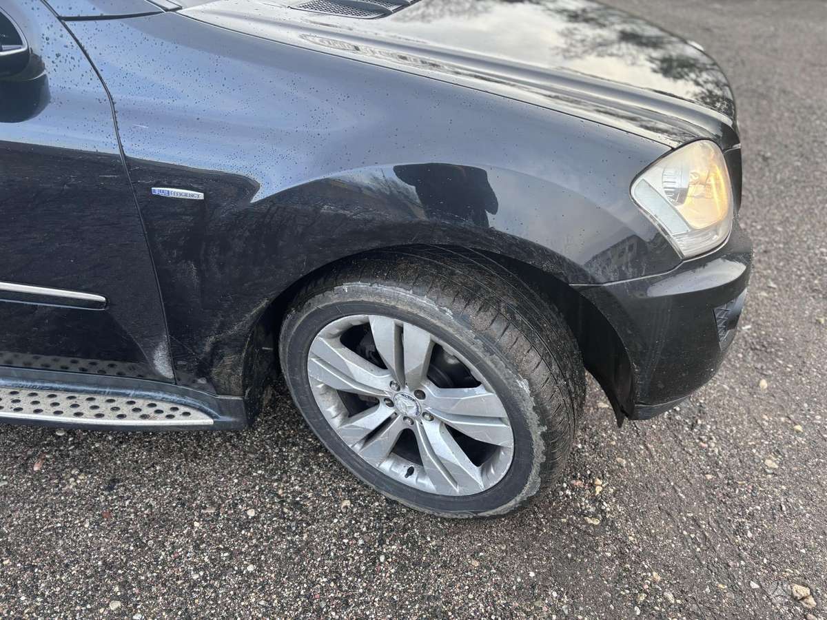 Mercedes-Benz ML350