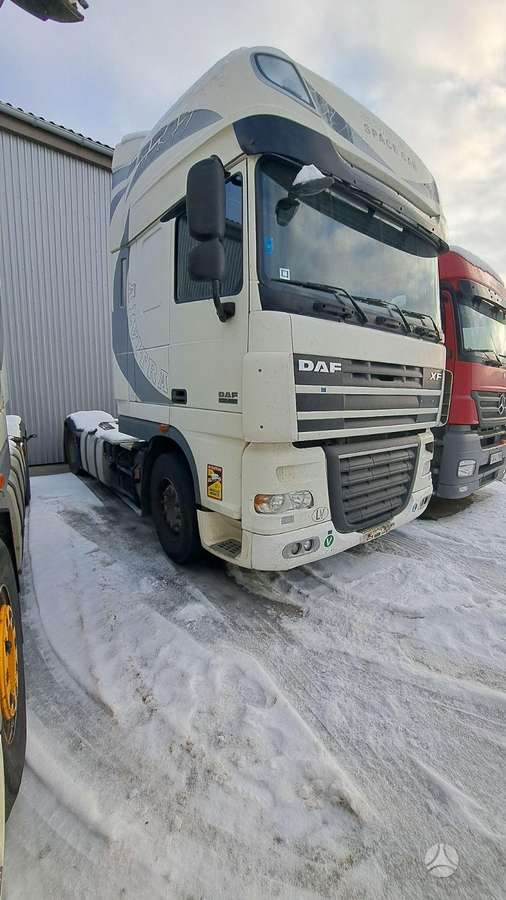 DAF FT XF105, vilcējs