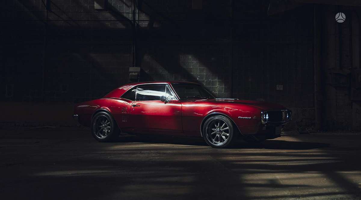 Pontiac Firebird - 4