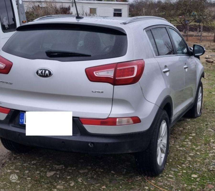 Kia Sportage dalimis