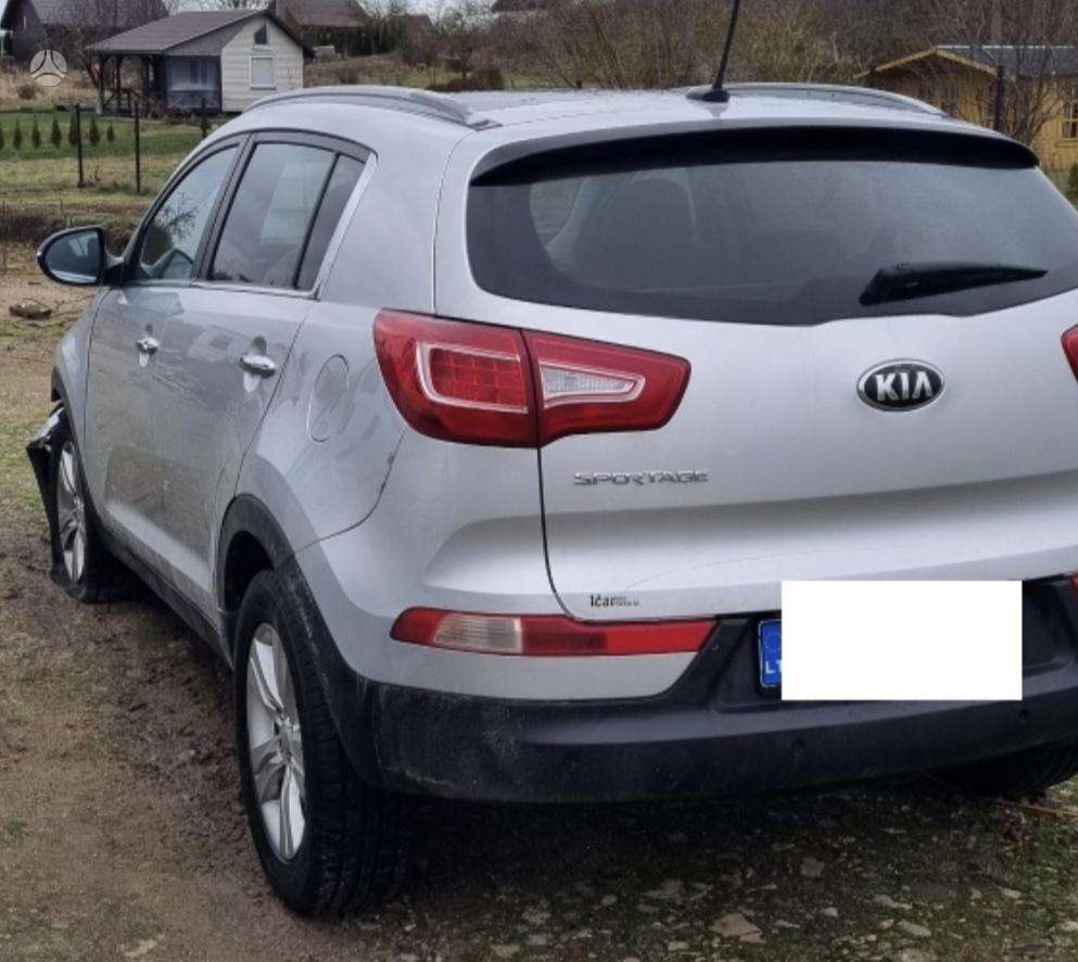 Kia Sportage dalimis