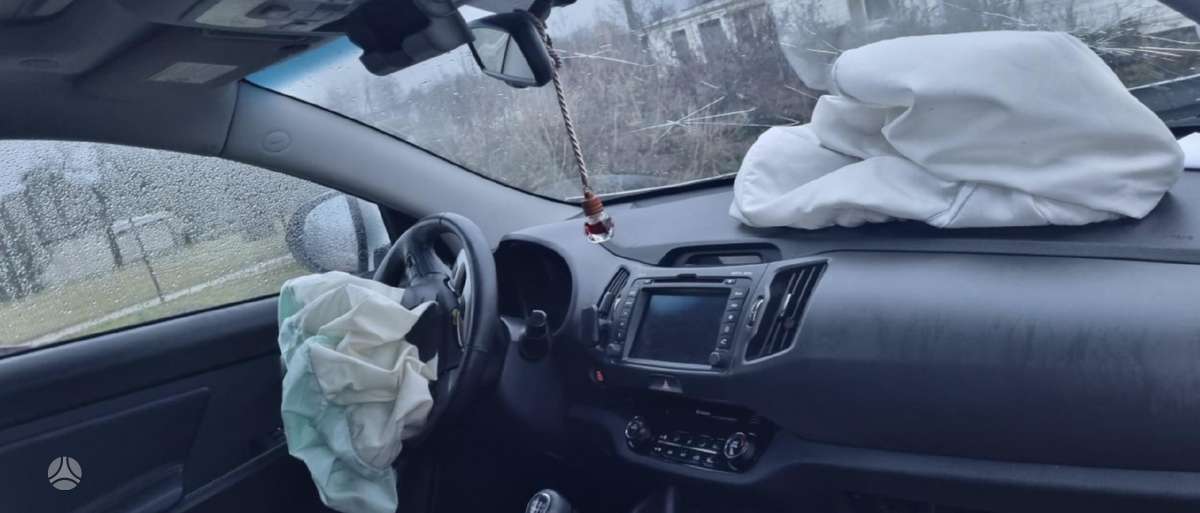 Kia Sportage по частям