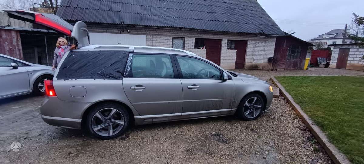 Volvo V70