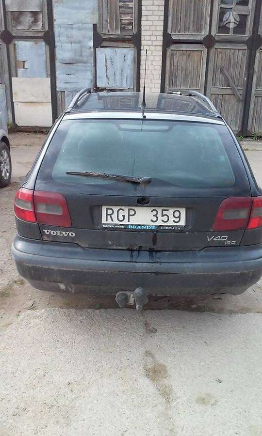 Volvo V40