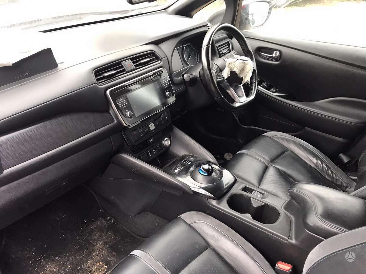 Nissan Leaf for parts
