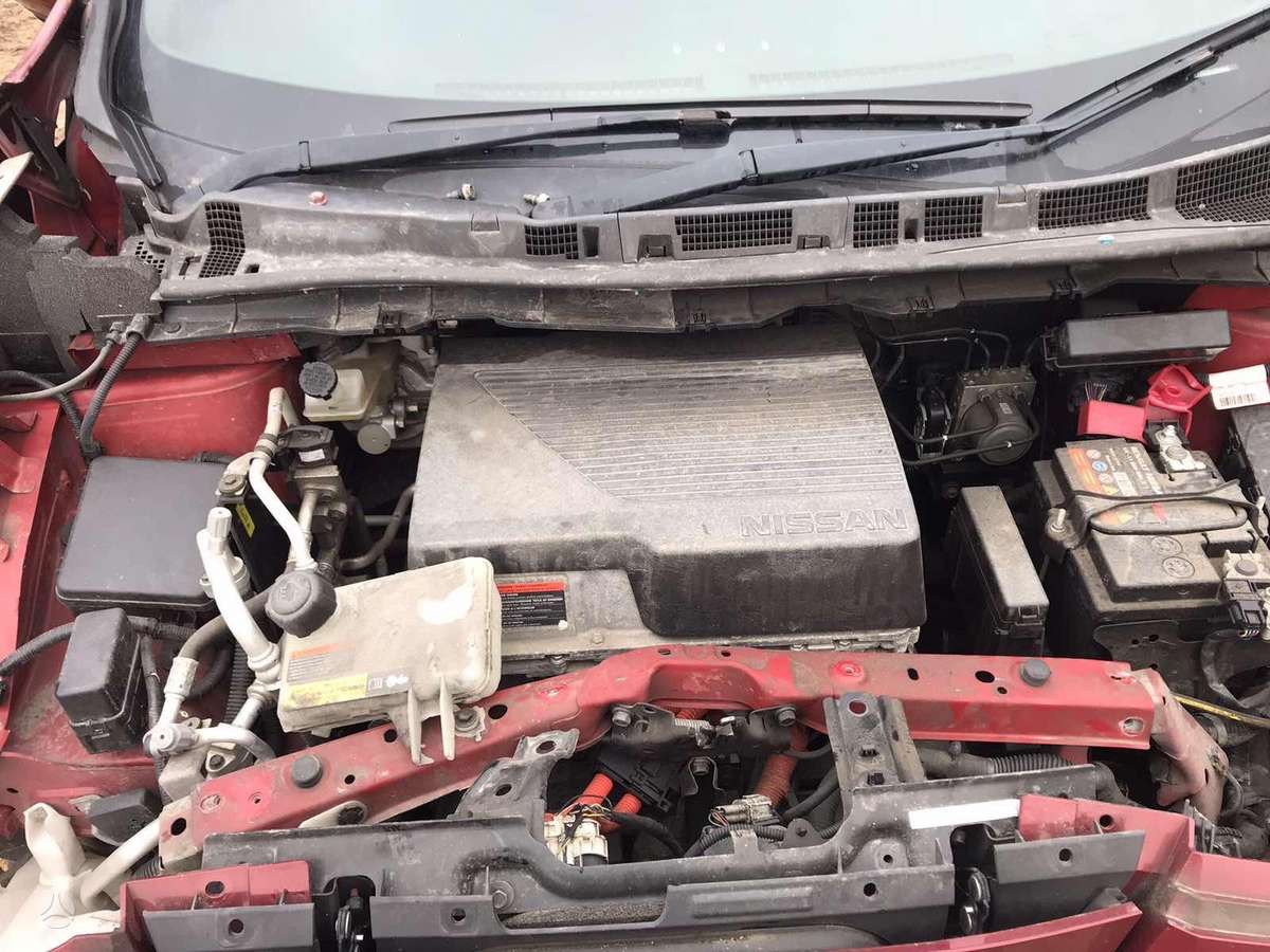 Nissan Leaf for parts