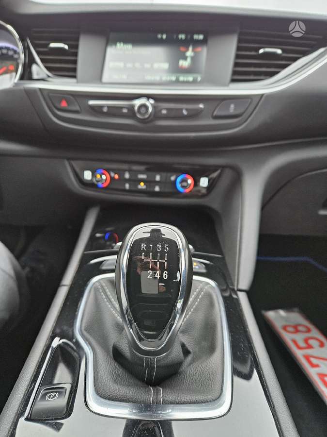 Opel Insignia, 1.6 l., Универсал