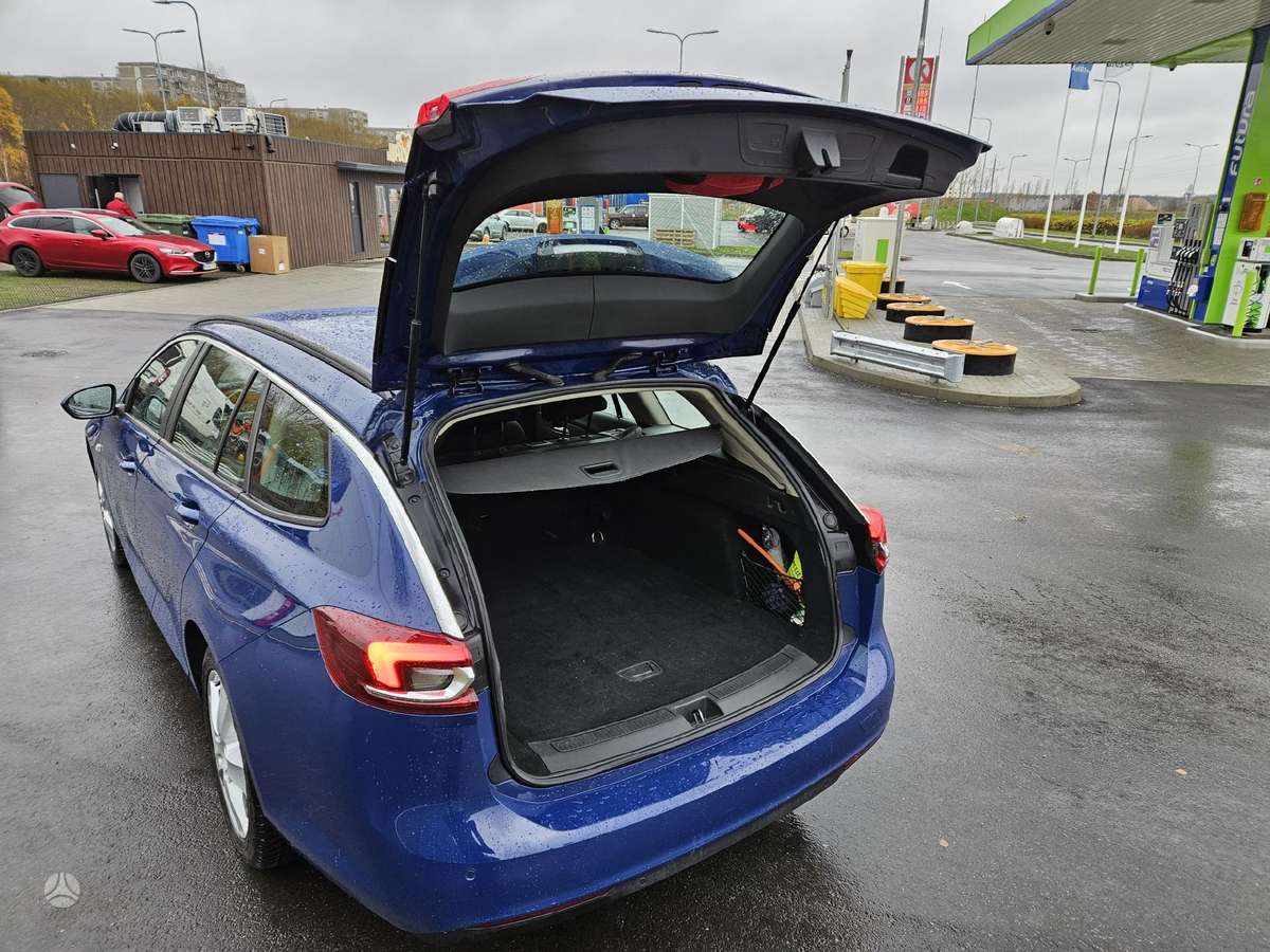 Opel Insignia, 1.6 l., Универсал