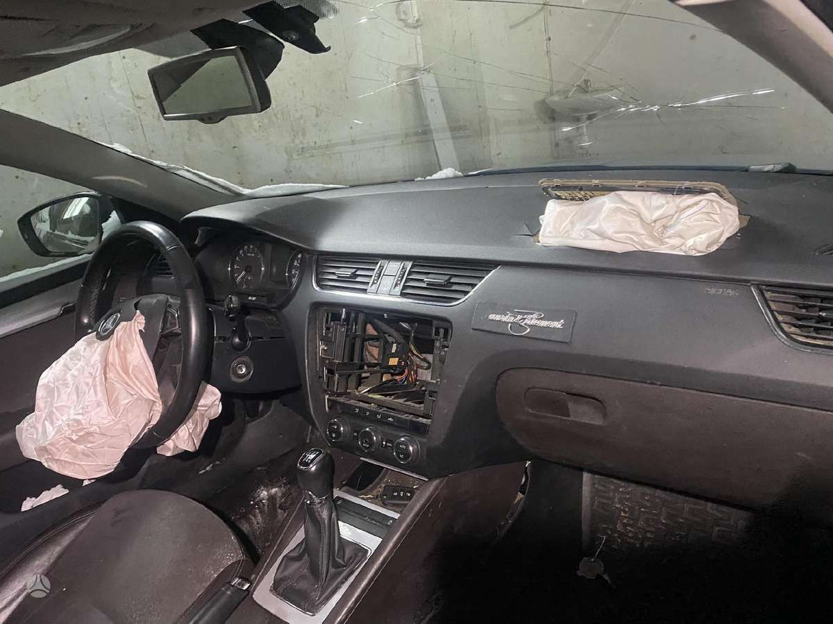 Skoda Octavia по частям