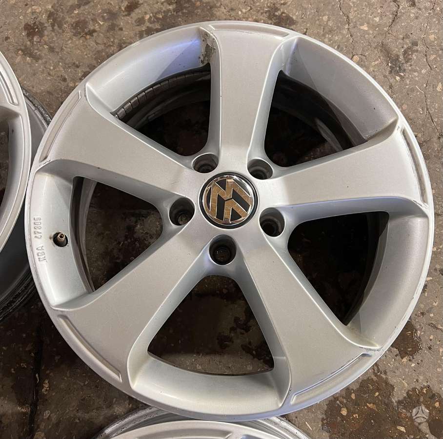 Volkswagen, light alloy, R17