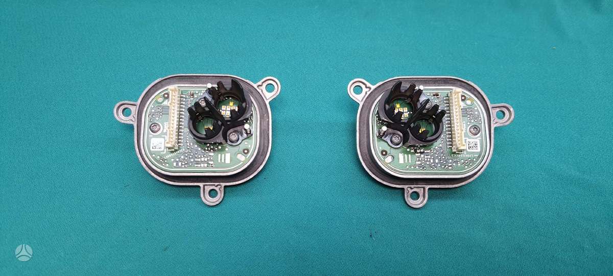 Audi A4, 1308310482c3 1308310483c3