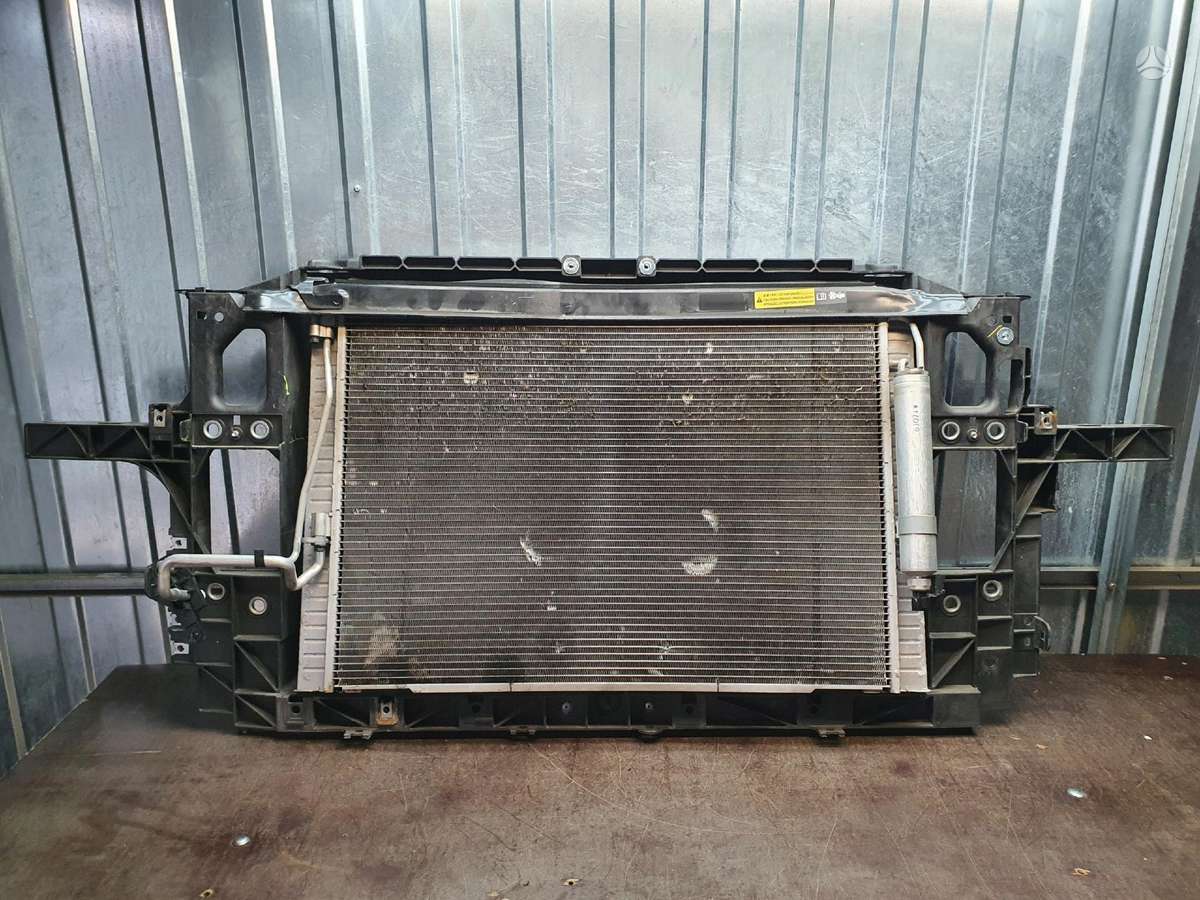 Nissan 370Z kėbulo dalys