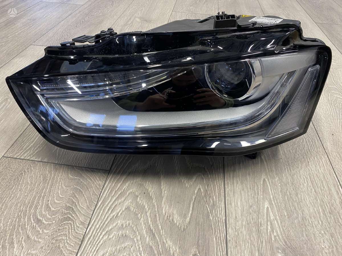 Audi A4 lights