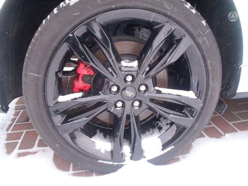 Ford Edge brake calipers