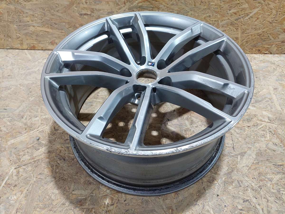 BMW 3 serija, 3642002, Cen18641