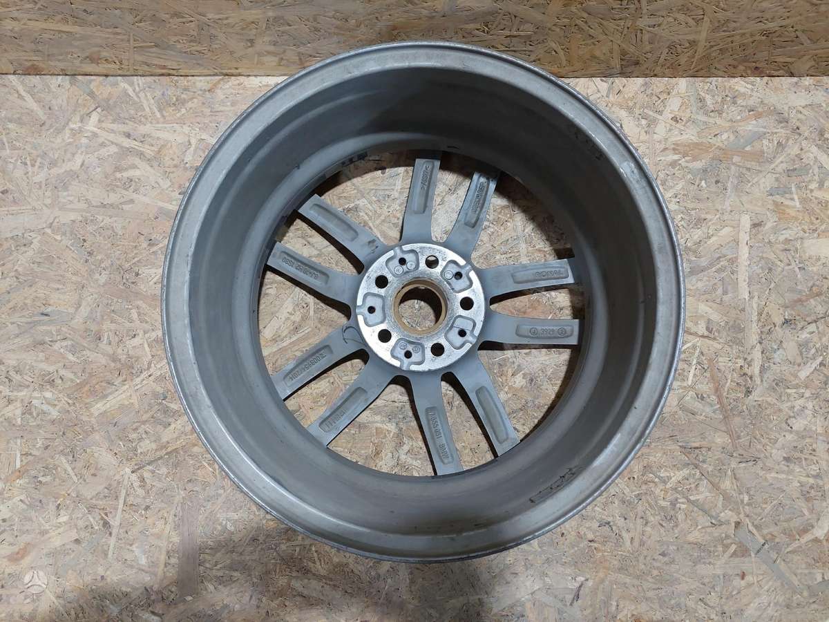 BMW 3 serija, 3642002, Cen18641