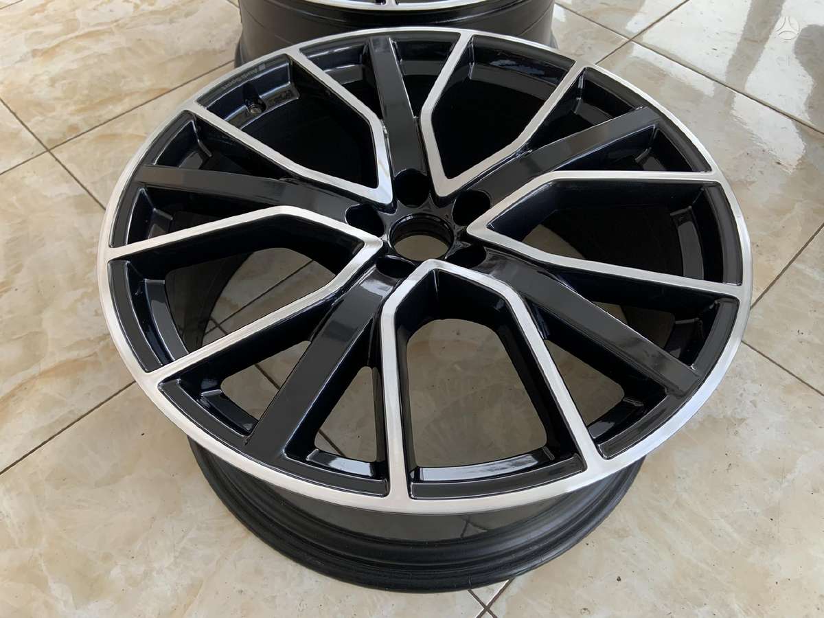 Audi 4K8601025Q, light alloy, R21