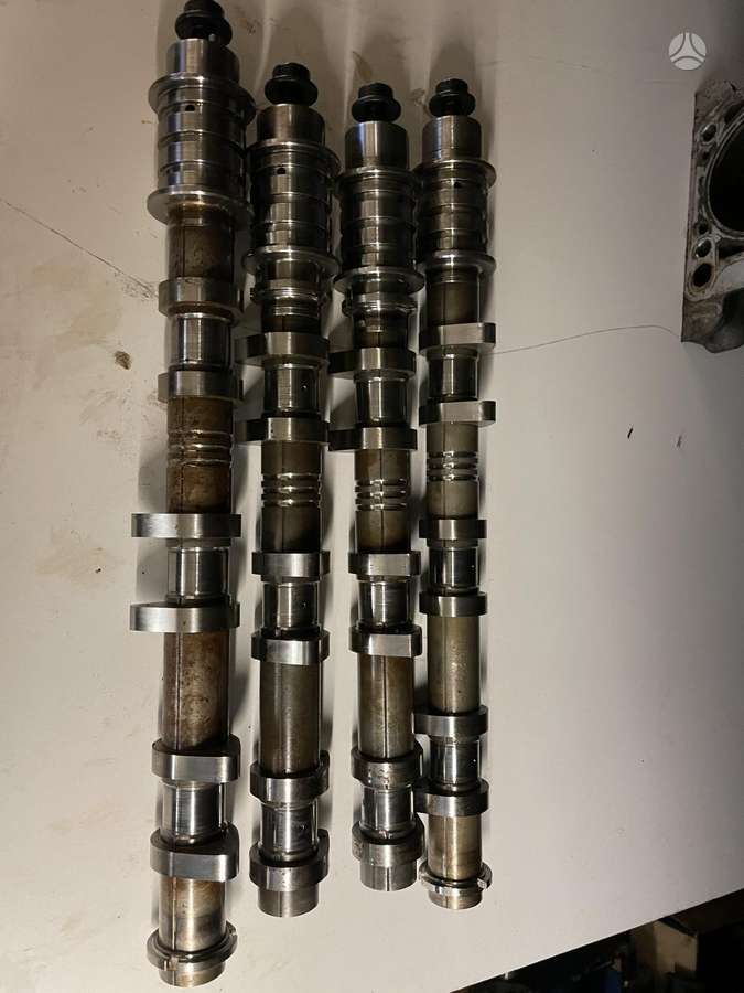 Subaru Outback, 36, variklio detalės
