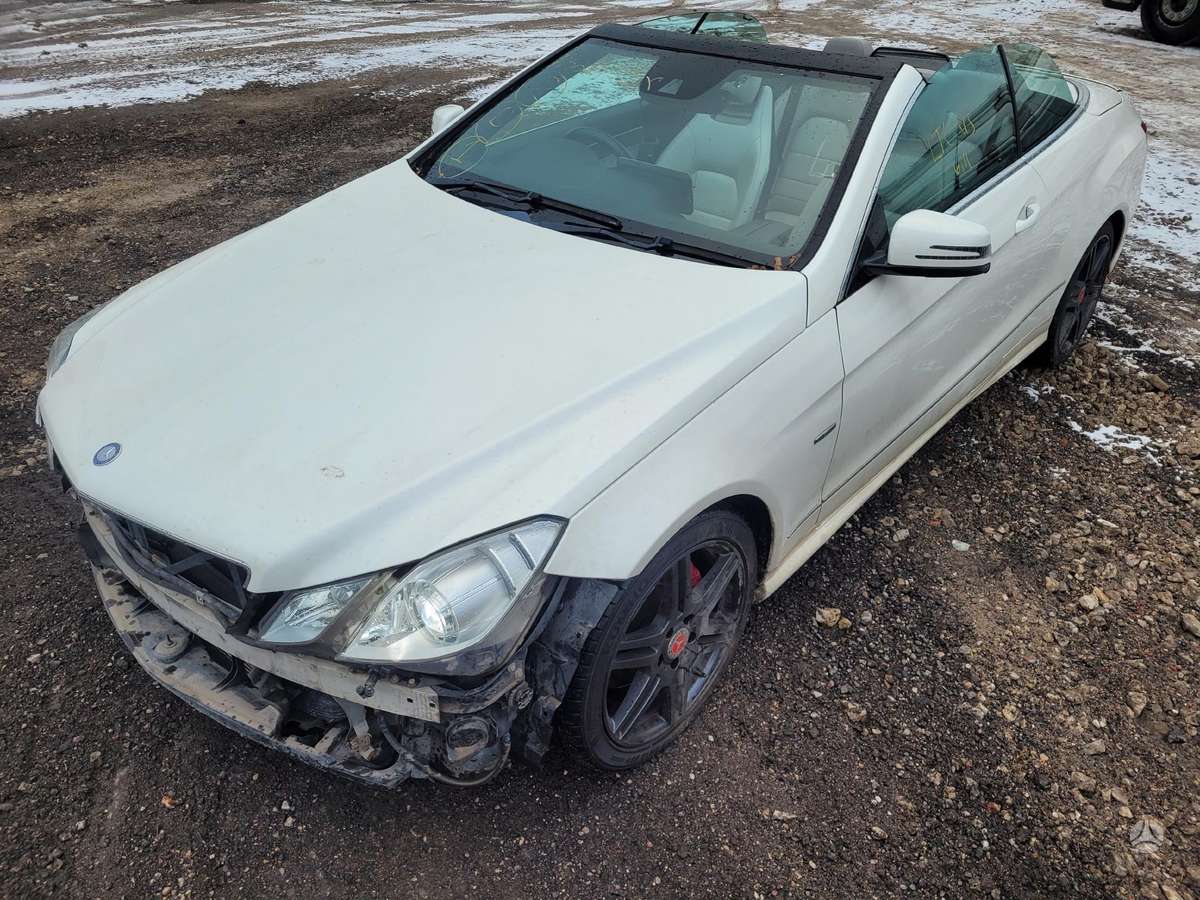 Mercedes-Benz E350 642836