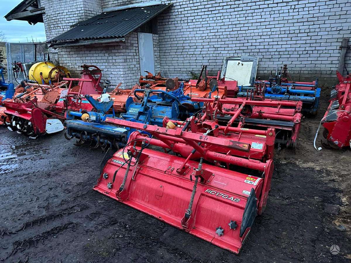 Kubota Įvairiu pločiu, фреза