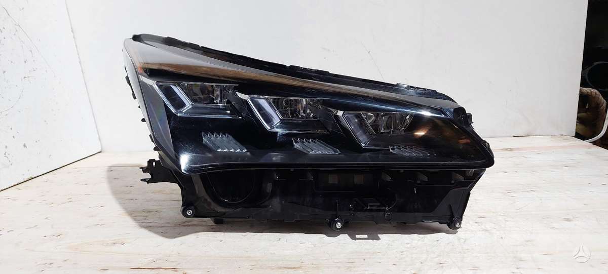 Lexus NX klasė Cen14191