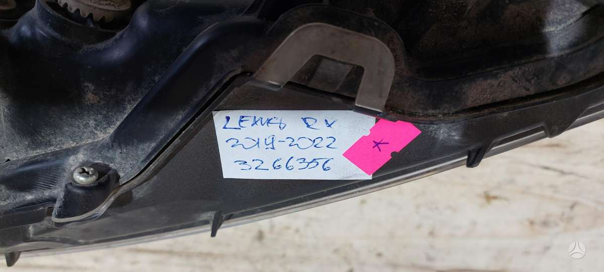 Lexus RX klasė Cen14655
