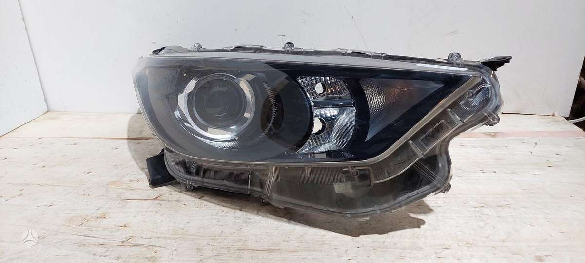 Toyota Yaris Cen14686