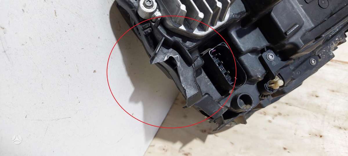 Volvo V90, 31655927, Cen14690