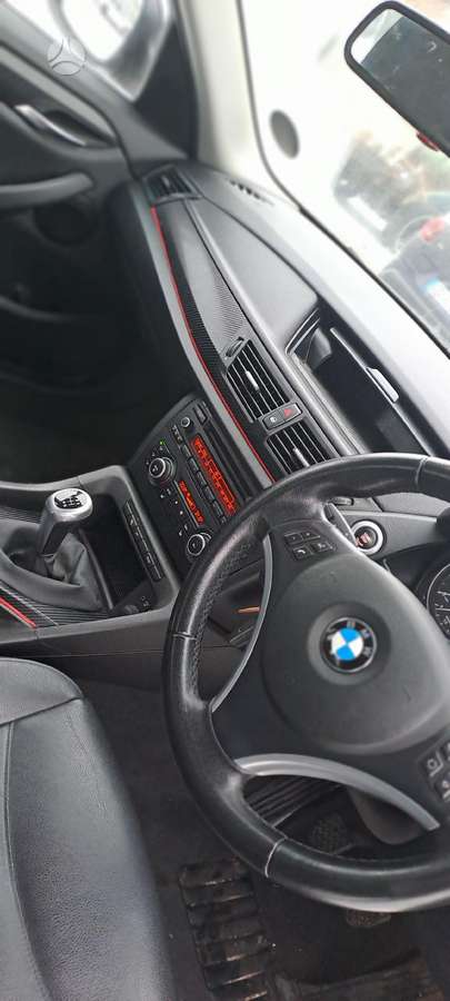 BMW X1 по частям. Pradedamas ardyti