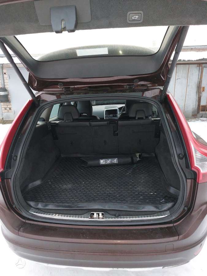 Volvo XC60 Spalva712