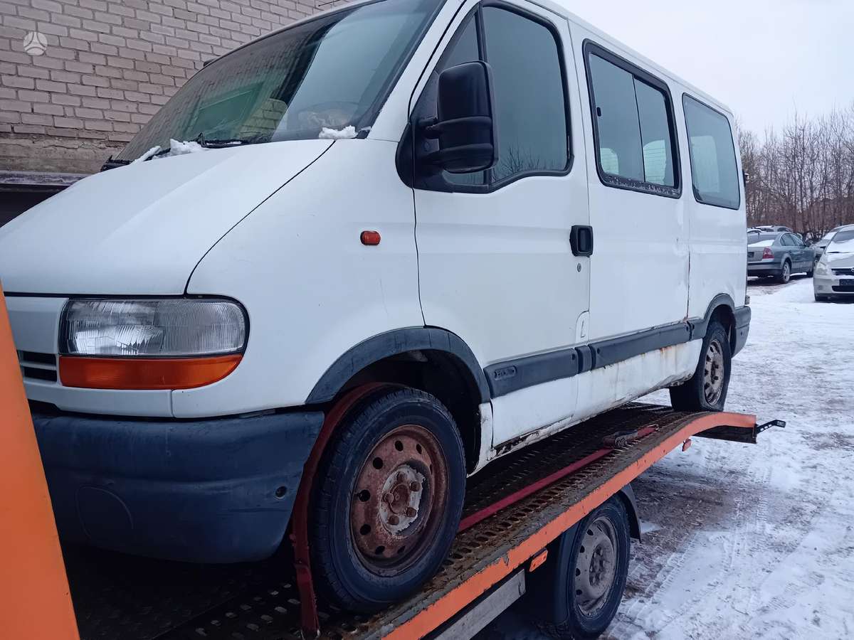 Renault Master по частям