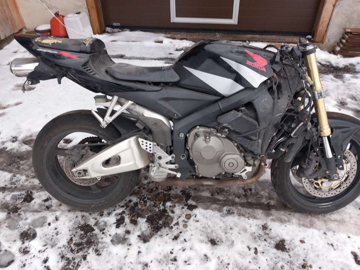 Honda CBR, sportiniai / superbikes