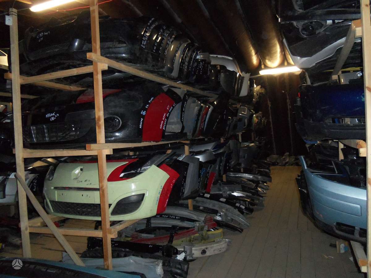 Ford B-MAX kėbulo dalys