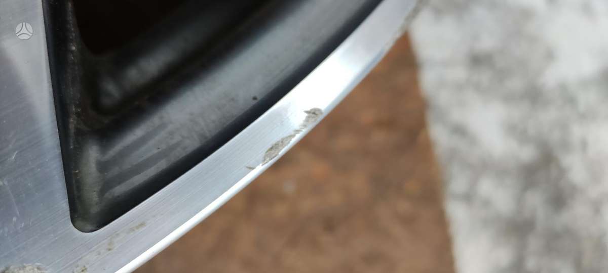 Maserati Levante, 670163562, Cen14314