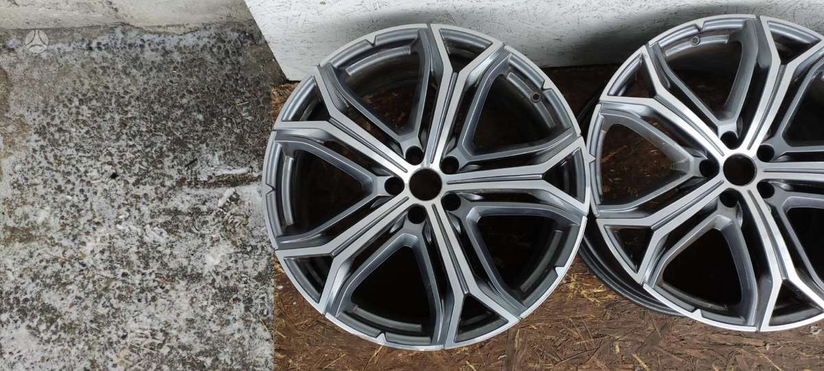 Maserati Levante, 670163562, Cen14314