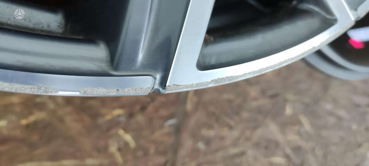 Maserati Levante, 670163562, Cen14314