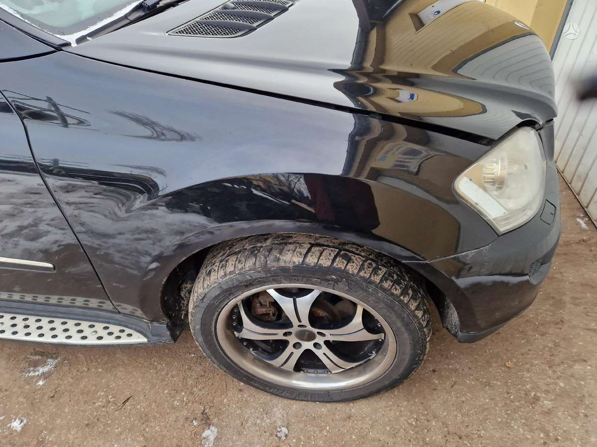 Mercedes-Benz ML320