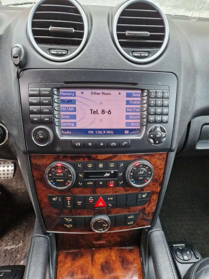 Mercedes-Benz ML320