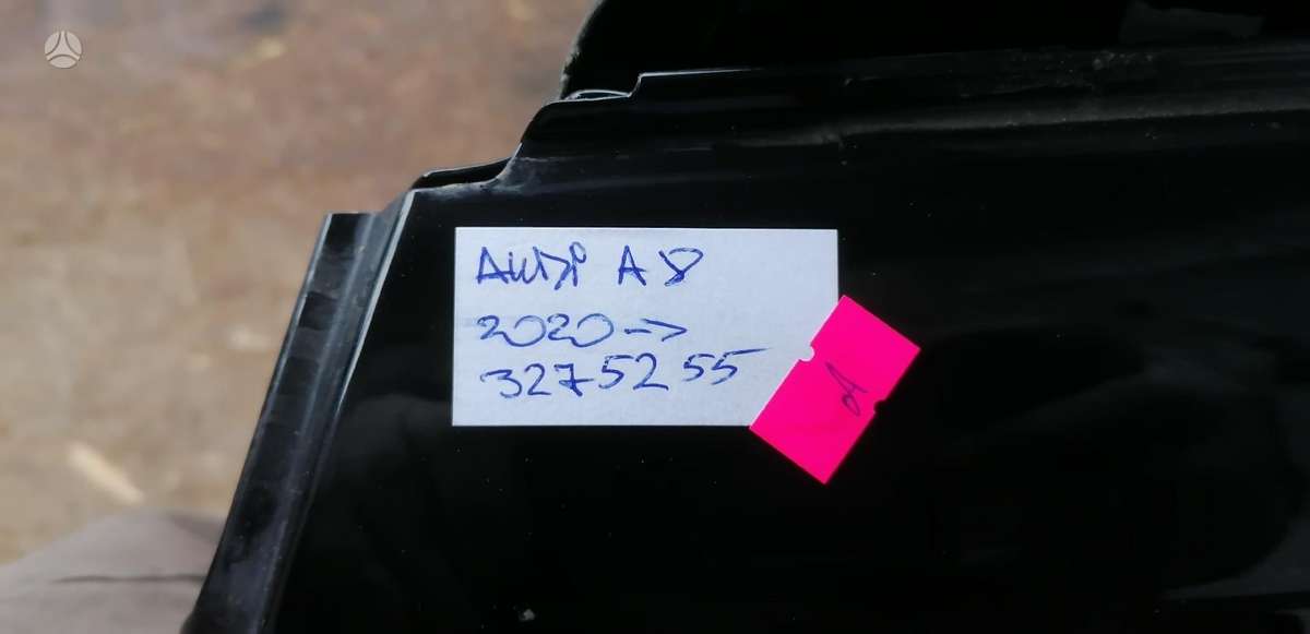 Audi A8 Cen14336