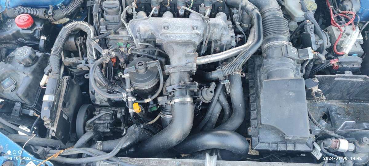 Peugeot 406 dalimis