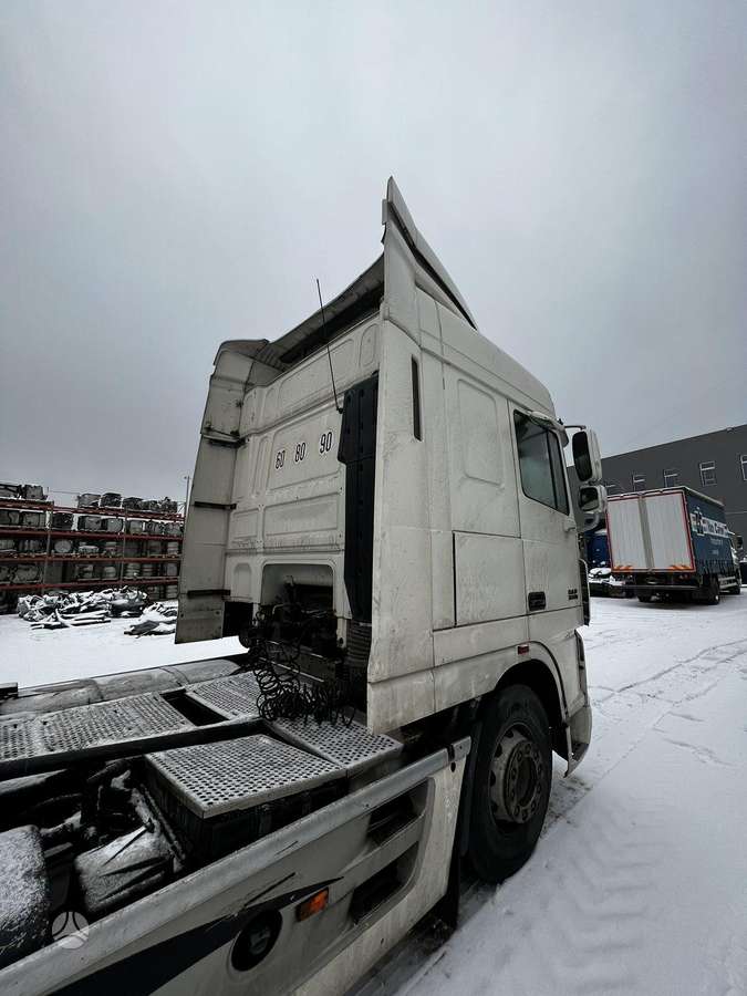 DAF FT XF105, vilcējs