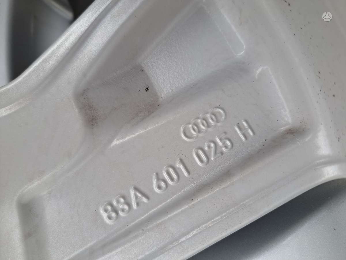 Audi Q3 / Tiguan, light alloy, R18