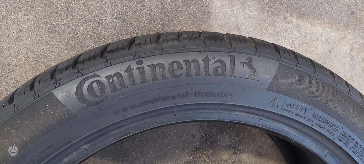 Continental, winter 235/45 R18