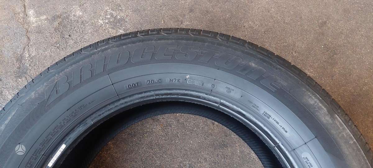 Bridgestone, vasarinės 255/60 R18