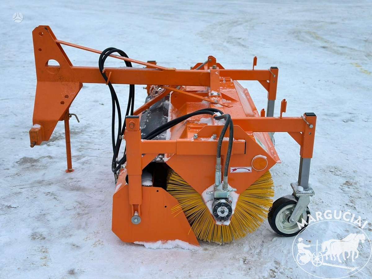 Pom Augustow T801, 1,6 m., уборочные машины