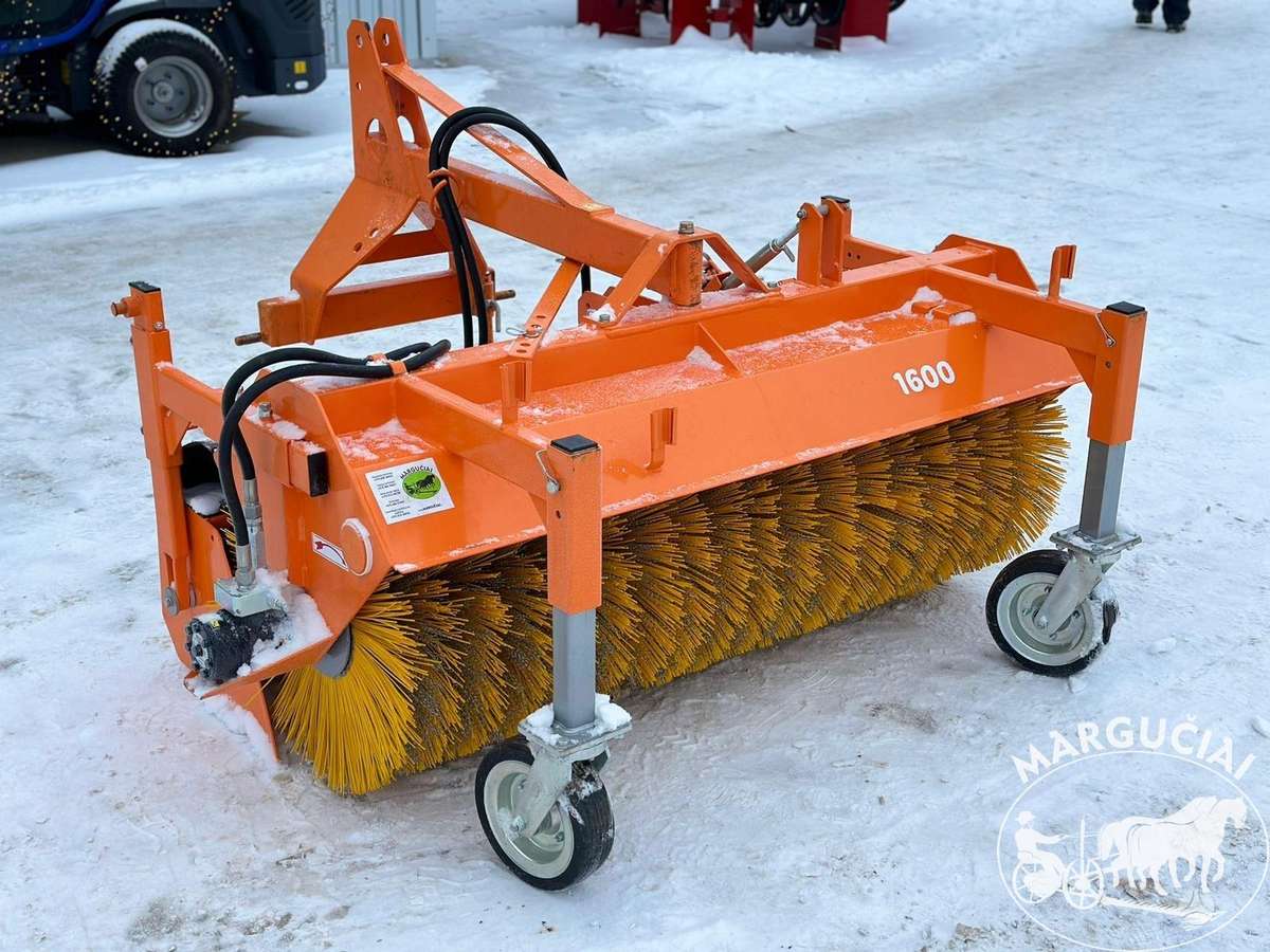 Pom Augustow T801, 1,6 m., уборочные машины