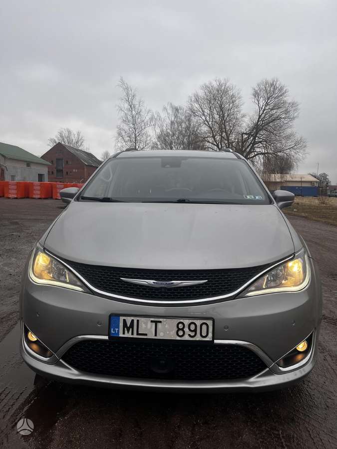 Chrysler Pacifica, minivens