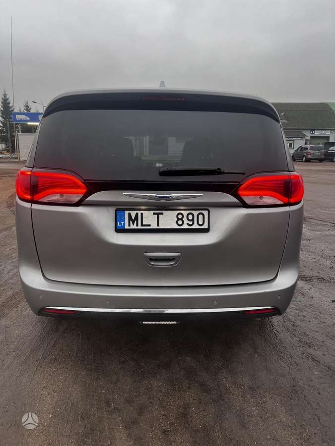 Chrysler Pacifica, vienatūris